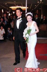 松田聖子の現在の夫 河奈裕正とは略奪婚だったの 最近の顔はぱんぱんになってる Off Time