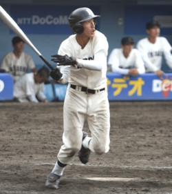 柳田悠岐選手の2019・年俸推移に驚き！筋肉トレーニングの秘密が身を 